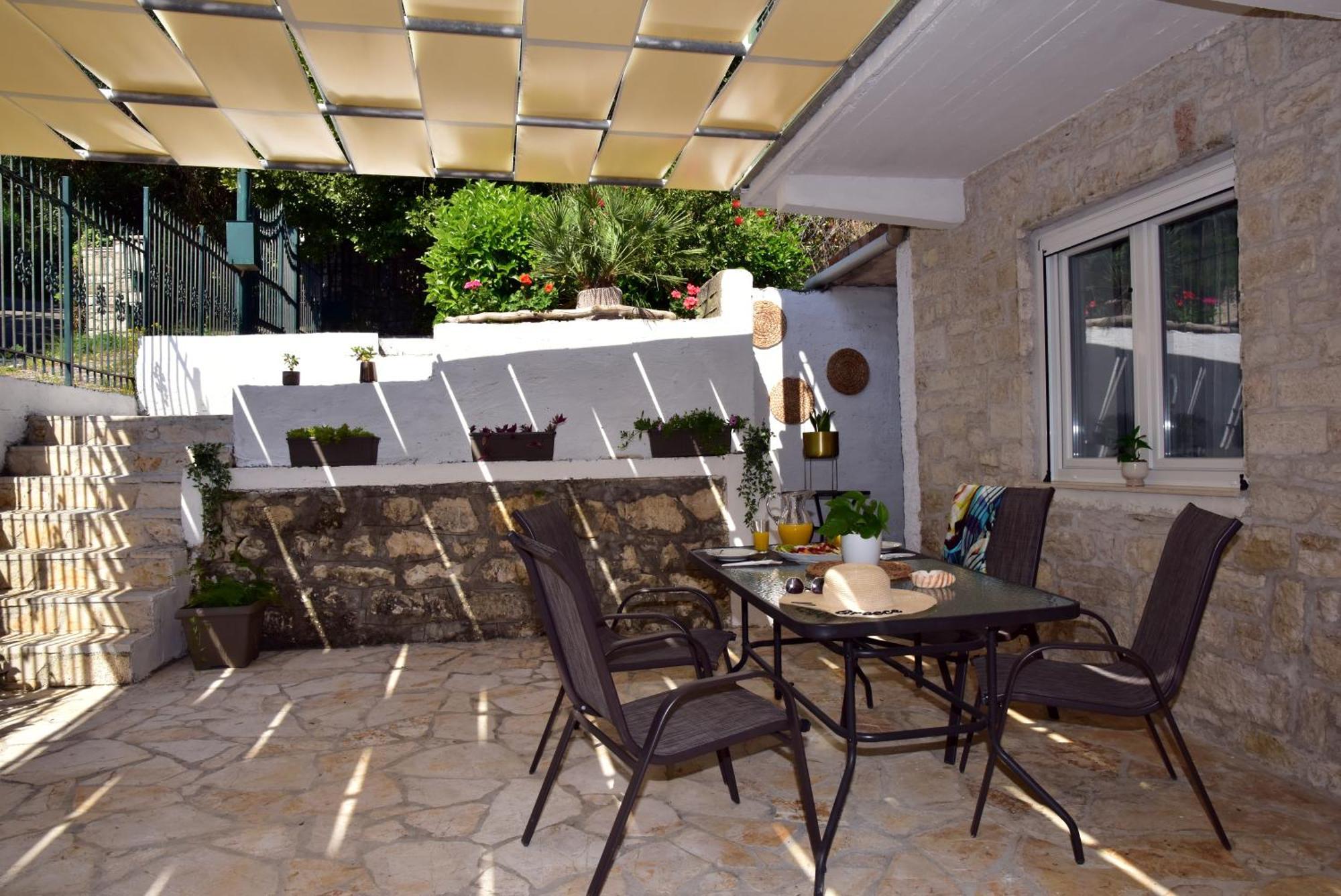 Karmela's By Corfuescapes Agios Ioannis Peristerion